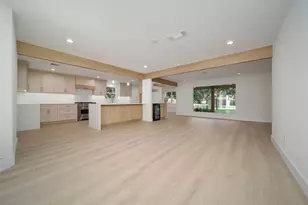 5102 Kinglet St, Houston, TX 77035 - Photo 14