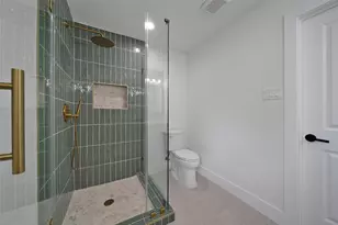 5102 Kinglet St, Houston, TX 77035 - Photo 26