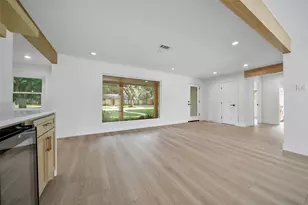 5102 Kinglet St, Houston, TX 77035 - Photo 10