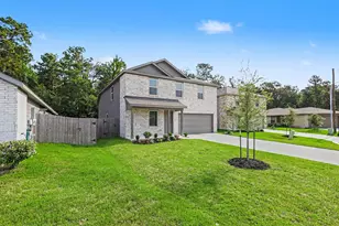 25687 Roy Rogers Ct, Splendora, TX 77372 - Photo 2