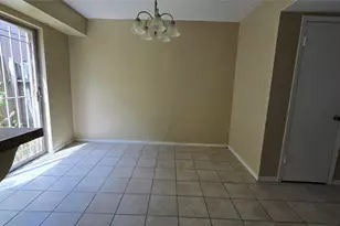 1403 Blalock Rd, Houston, TX 77055 - Photo 6