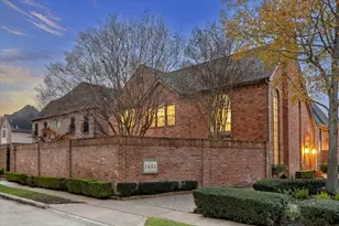 2506 Potomac Dr, Houston, TX 77057 - Photo 2