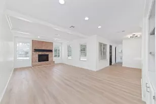 7910 Oak Moss Dr, Spring, TX 77379 - Photo 6