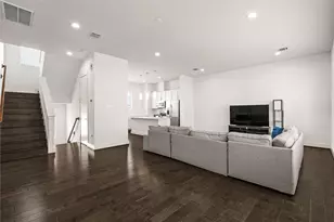9609 Marlive Ln, Houston, TX 77025 - Photo 6