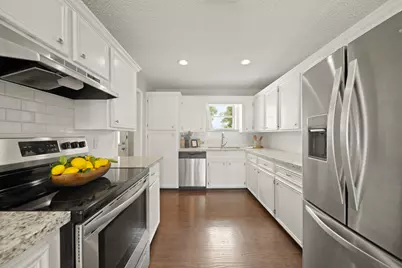 5705 Melody Lane, Dickinson, TX 77539 - Photo 1