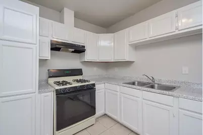 2117 Thonig Road #B, Houston, TX 77055 - Photo 14