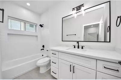 7723 Hammerly Boulevard #A, Houston, TX 77055 - Photo 38