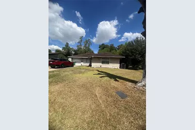 5715 Westover Street, Houston, TX 77033 - Photo 1