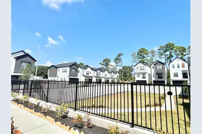 3716 Creekmont Gardens Lane, Houston, TX 77091 - Photo 8