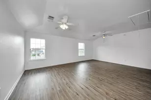 9638 Brenthaven Springs Ln, Tomball, TX 77375 - Photo 10