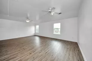 9638 Brenthaven Springs Ln, Tomball, TX 77375 - Photo 12