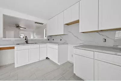 18914 Remington Mill Drive, Houston, TX 77073 - Photo 4