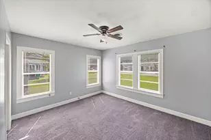 209 South St, Baytown, TX 77520 - Photo 14