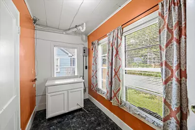 209 South Street, Baytown, TX 77520 - Photo 10