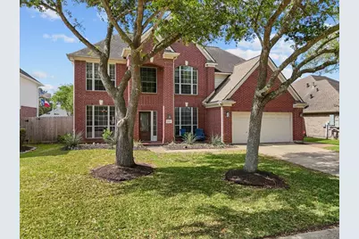 2128 Winding Springs Drive, League City, TX 77573 - Photo 2