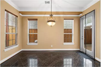 2927 Clinton Drive, Houston, TX 77020 - Photo 10