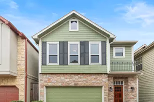 2927 Clinton Dr, Houston, TX 77020 - Photo 1