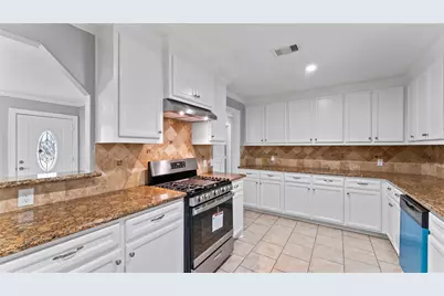 14927 Elmtex Drive, Houston, TX 77396 - Photo 10