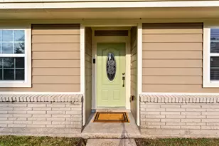 14927 Elmtex Dr, Houston, TX 77396 - Photo 2