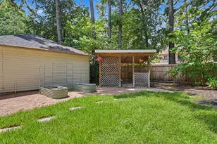 19 Postvine Ct, The Woodlands, TX 77381 - Photo 26