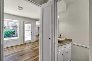 19 Postvine Ct, The Woodlands, TX 77381 - Photo 20