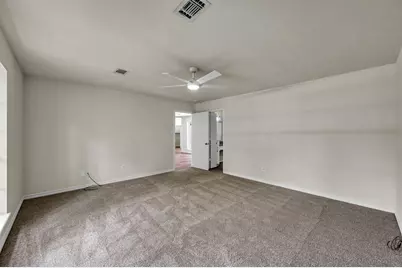 19 Postvine Court, The Woodlands, TX 77381 - Photo 16