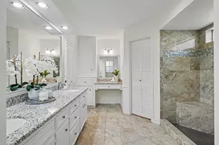 19 Postvine Ct, The Woodlands, TX 77381 - Photo 18