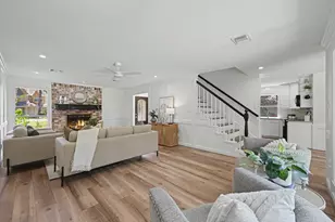 19 Postvine Ct, The Woodlands, TX 77381 - Photo 6