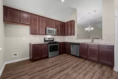 984 Arbor Glen, Conroe, TX 77303 - Photo 10