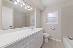 11426 Endicott Ln, Houston, TX 77035 - Photo 32