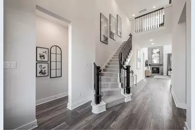 2715 Crown Ridge Drive, Missouri City, TX 77459 - Photo 2