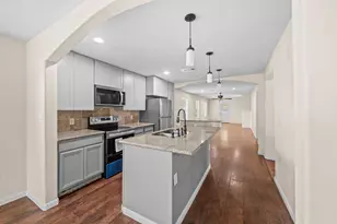 2821 Holman St, Houston, TX 77004 - Photo 10