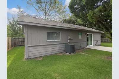 12234 Lambeth Palace Drive, Houston, TX 77066 - Photo 18
