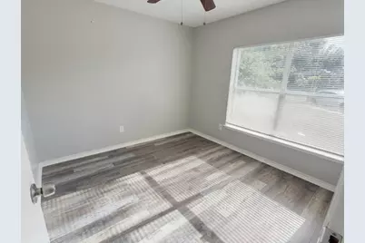 12234 Lambeth Palace Drive, Houston, TX 77066 - Photo 8