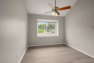 302 Foxtail Ct, League City, TX 77573 - Photo 14