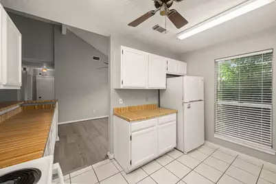 302 Foxtail Court, League City, TX 77573 - Photo 18