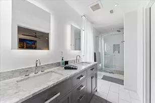 2421 Branard St, Houston, TX 77098 - Photo 22