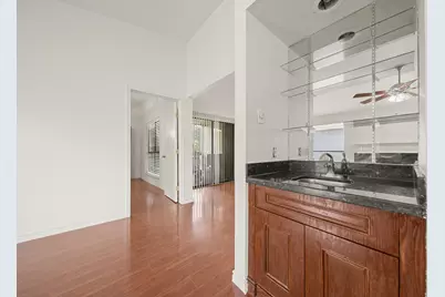 8100 Cambridge Street #6, Houston, TX 77054 - Photo 8
