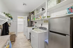 401 Clearview Ave, Friendswood, TX 77546 - Photo 24