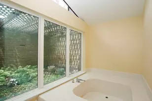 13802 Menasco Ct, Houston, TX 77077 - Photo 24