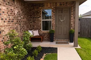 126 Spring Rose Dr, Magnolia, TX 77354 - Photo 2