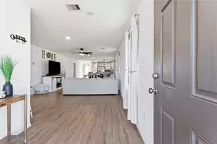 126 Spring Rose Dr, Magnolia, TX 77354 - Photo 2