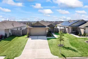 126 Spring Rose Dr, Magnolia, TX 77354 - Photo 2