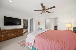 7516 Olympia Dr, Houston, TX 77063 - Photo 20