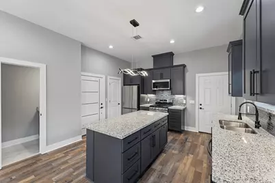 7704 Sealey Street, Houston, TX 77088 - Photo 4