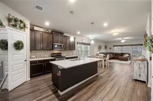 13010 Red Blossom Cir, Tomball, TX 77375 - Photo 2