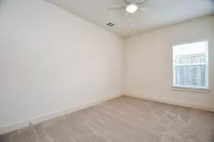 9444 Kerrwood Ln, Houston, TX 77080 - Photo 16