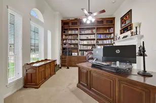 4103 Broadmoor Dr, Mont Belvieu, TX 77523 - Photo 8