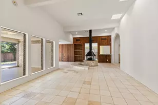 2619 Briarpark Dr, Houston, TX 77042 - Photo 6