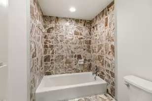 2619 Briarpark Dr, Houston, TX 77042 - Photo 30